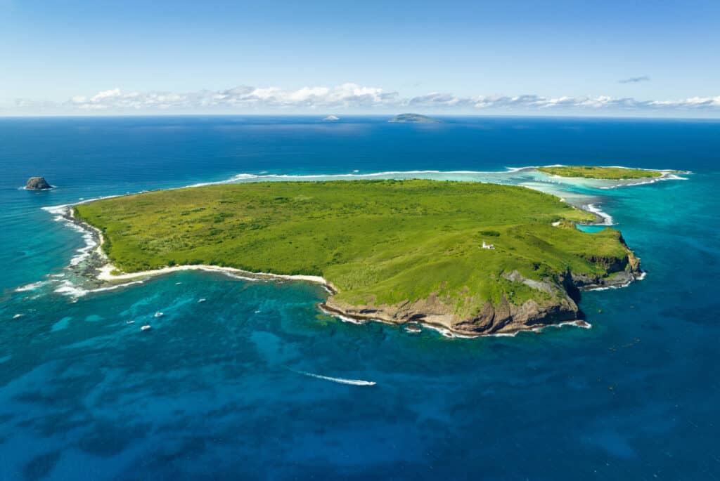 Croisière en catamaran vers 3 îles du Nord