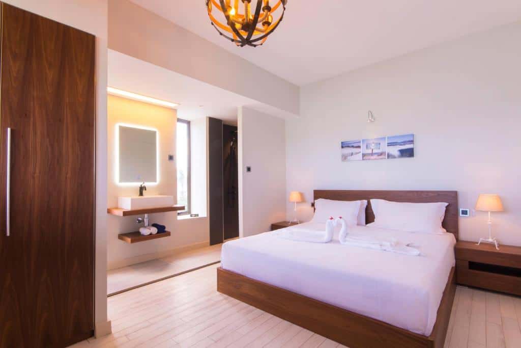 azure beach boutique hotel grand baie chambre