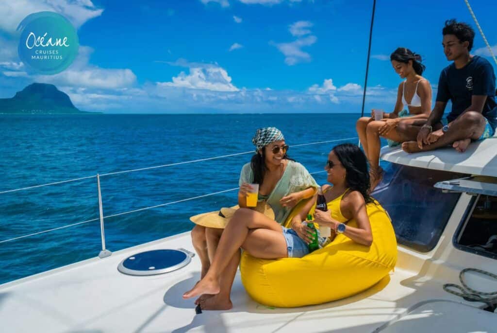 Croisière privée en catamaran et déjeuner gastronomique