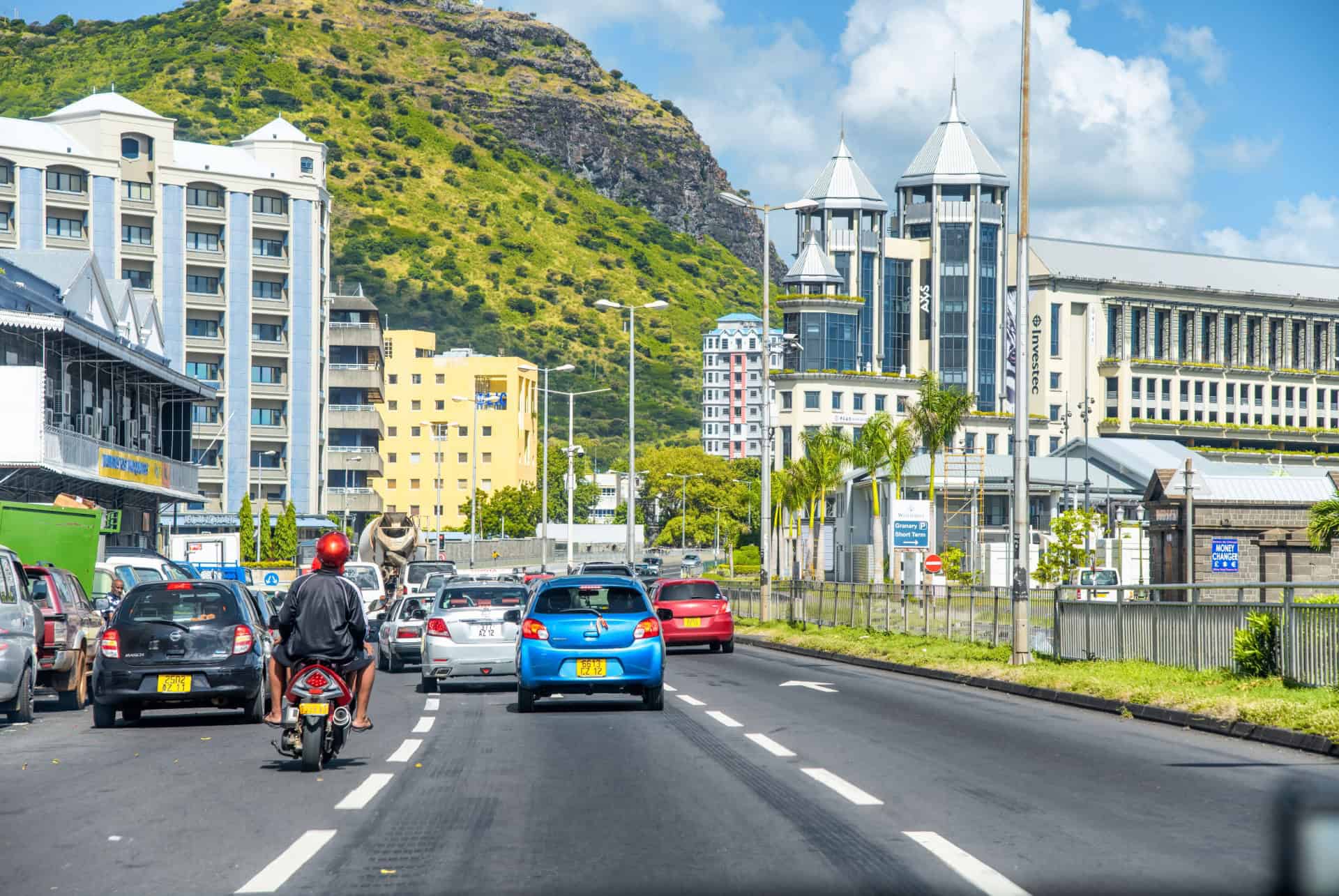 embouteillages port louis conduire maurice