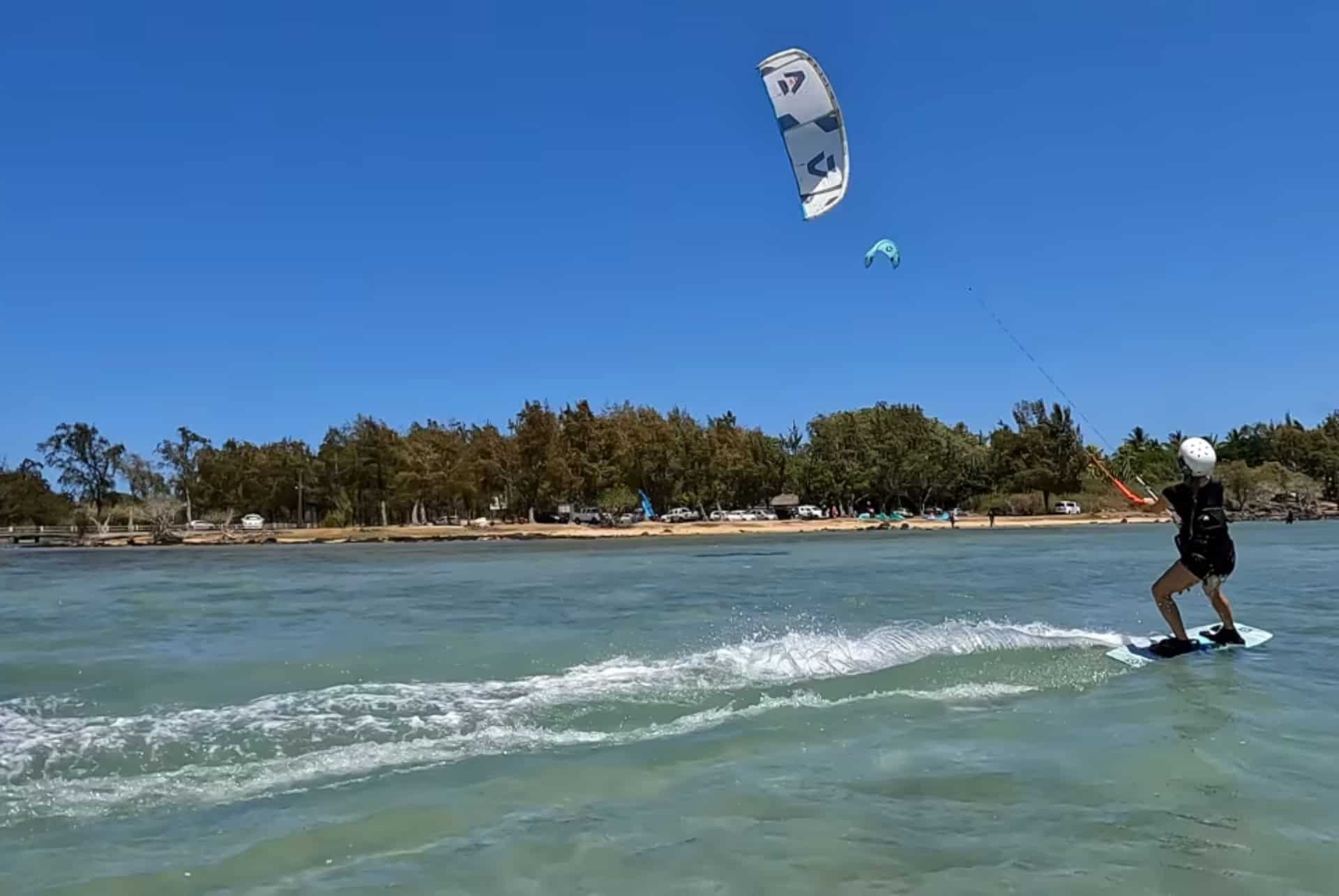 cours de kitesurf anse la raie