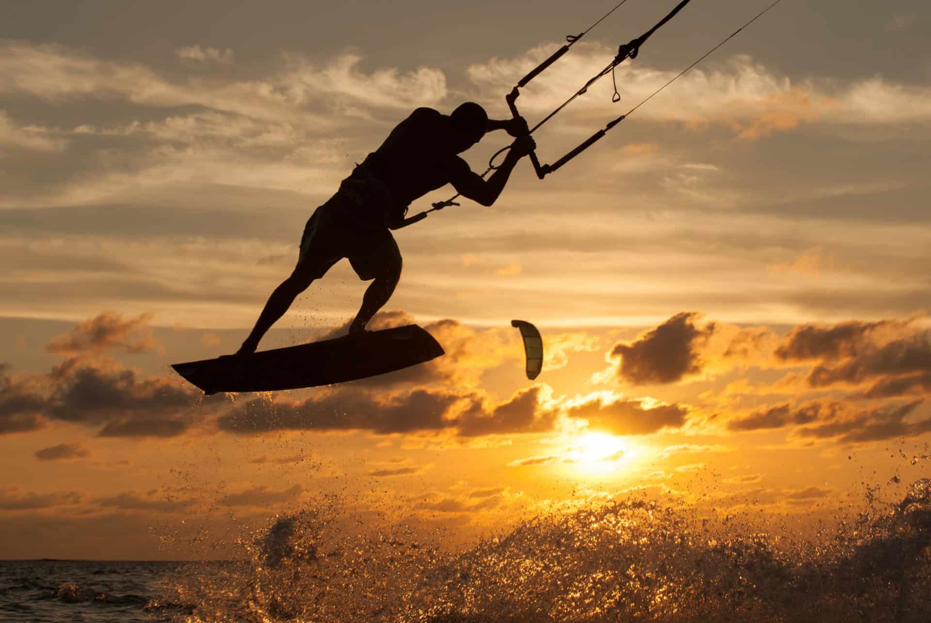 kitesurf coucher de soleil maurice