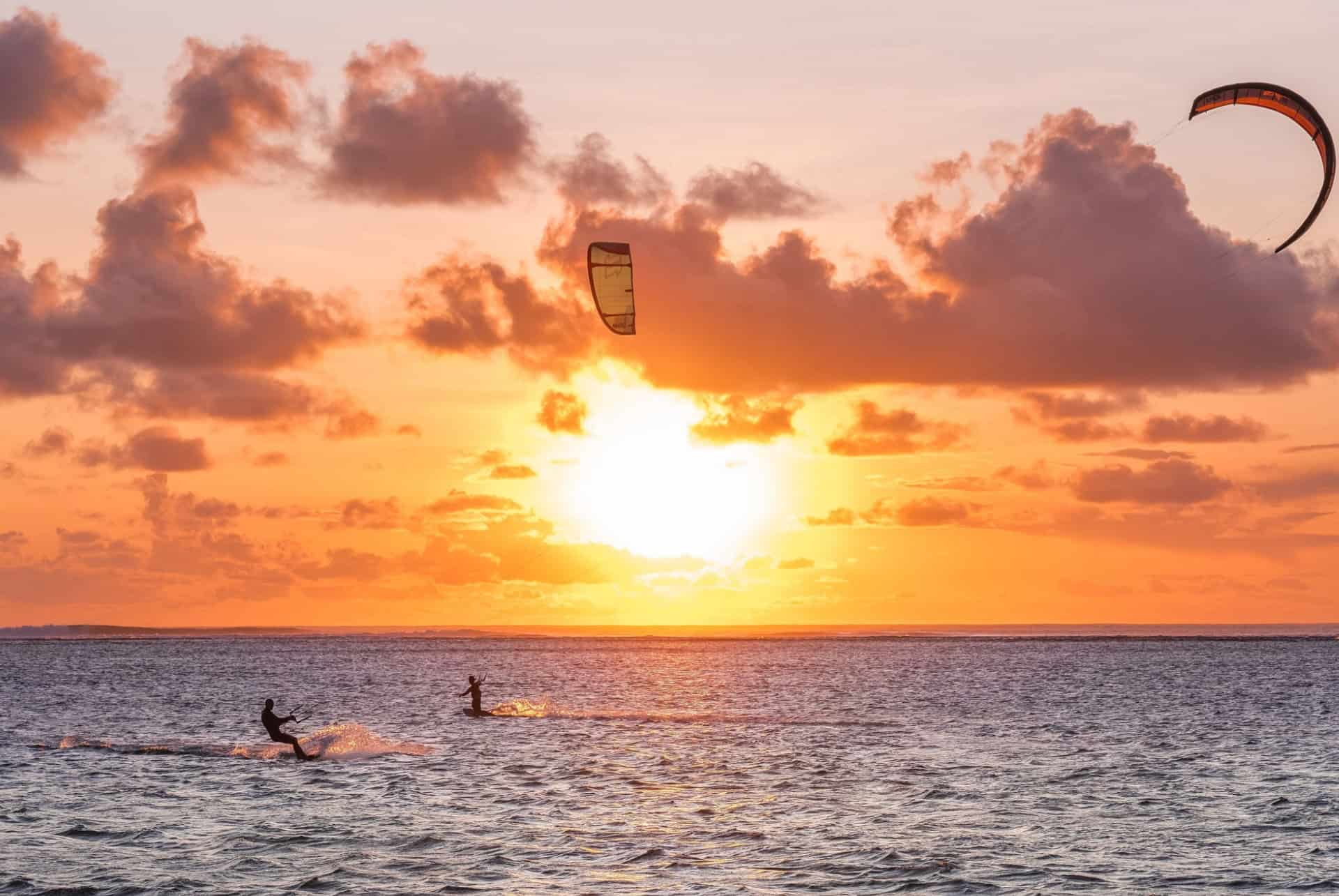 kitesurf ile maurice coucher de soleil