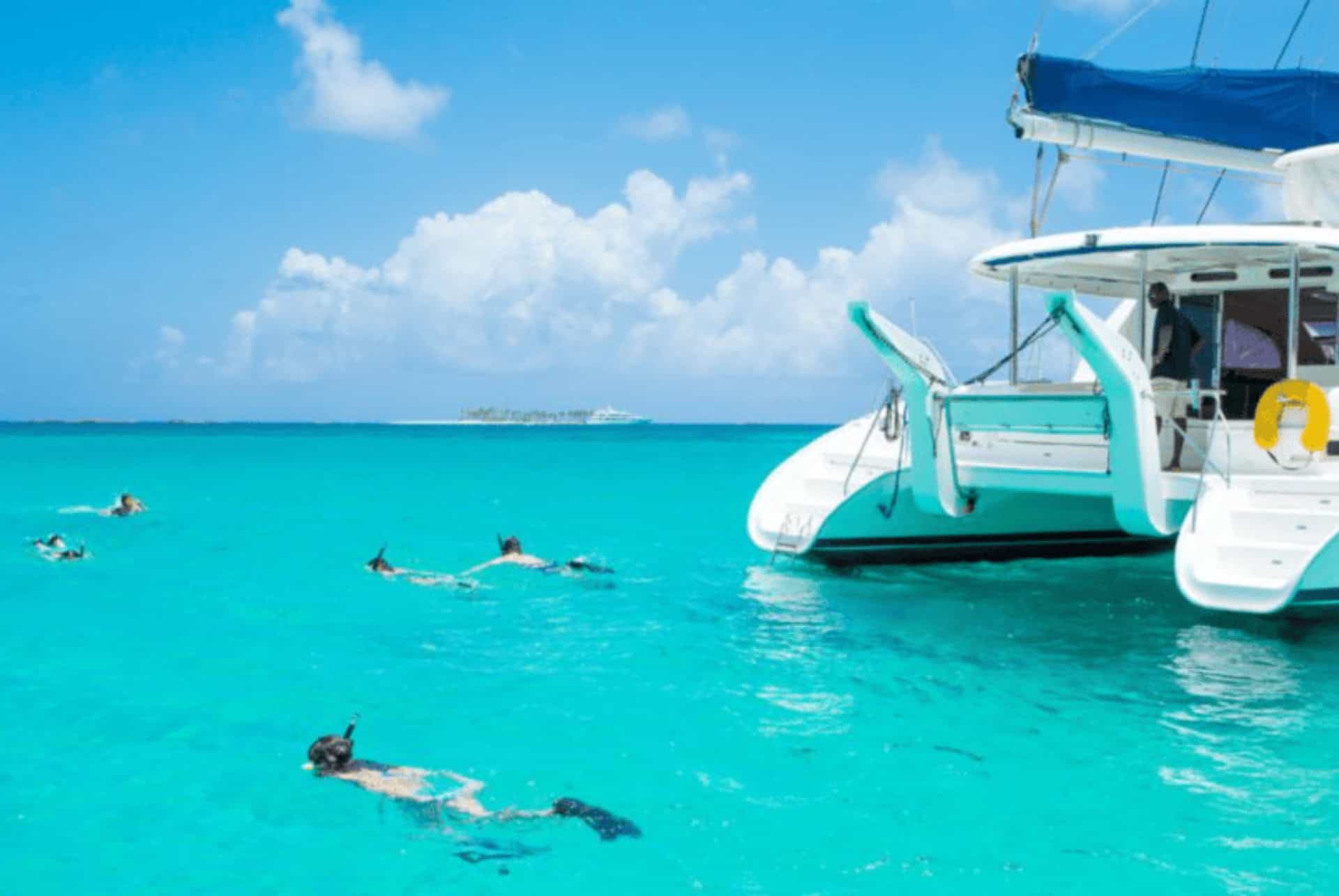 Excursion en catamaran et visite des chutes d'eau en formule tout compris