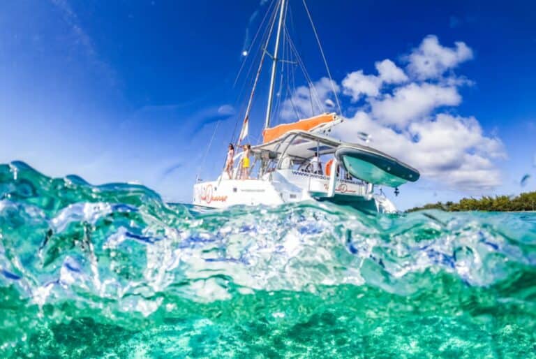 Journée en catamaran vers les îles du Nord