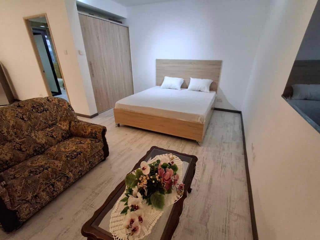 ants residence ants residence